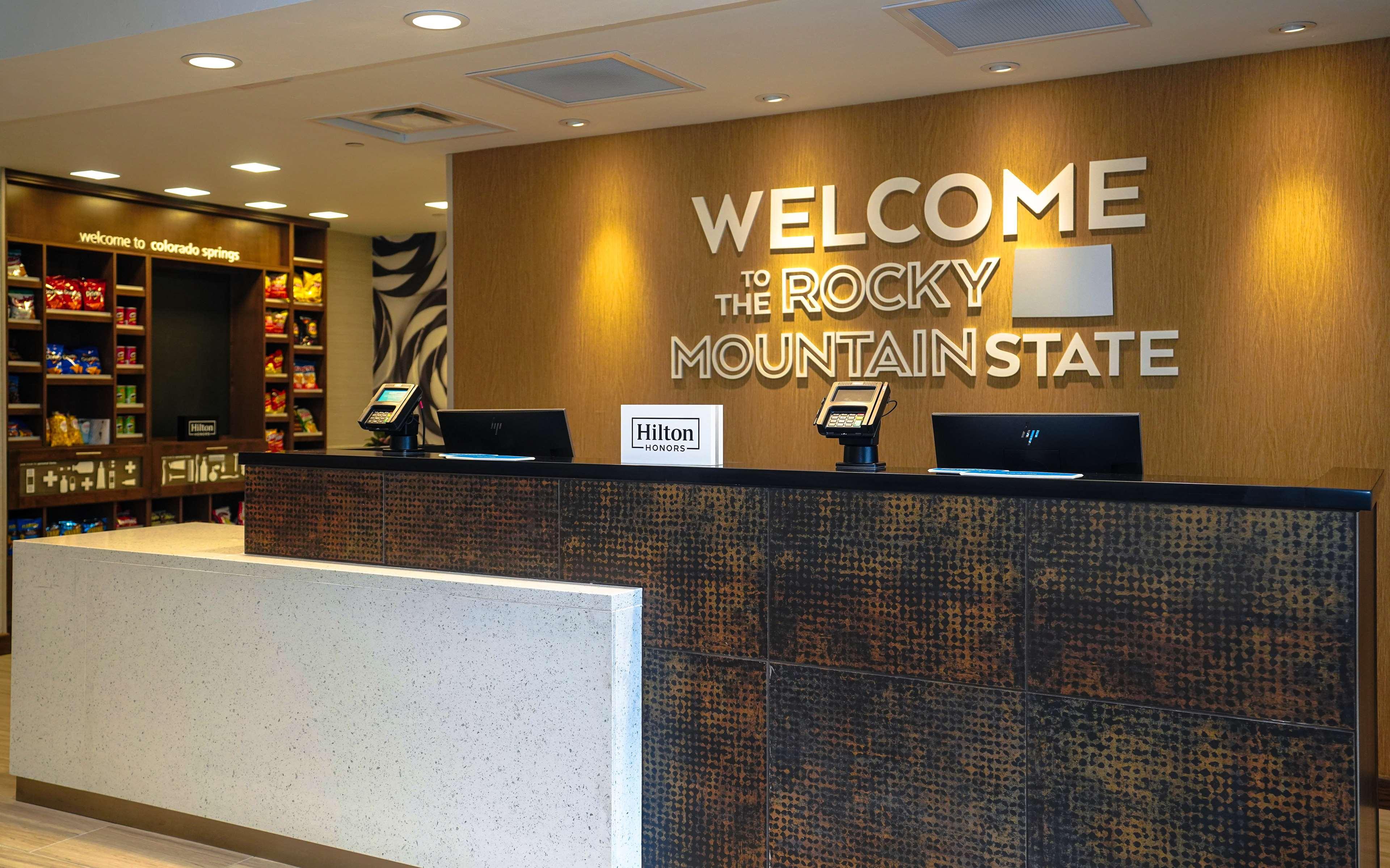 Hampton Inn Colorado Springs I-25 Central Ngoại thất bức ảnh